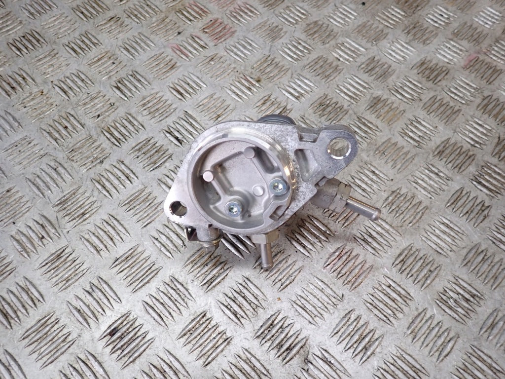 Toyota Sienna XL40 2.5 Hybrid 2021- Gearbox Oil Pump