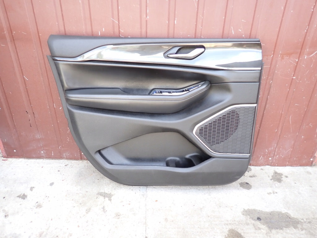 Door Side Left Front Jeep Grand Cherokee WL 3.6 4x4 21-