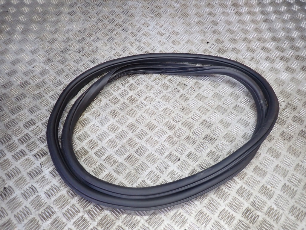 Uszczelka Wnęki Drzwi Ford Expedition 3.5 2020