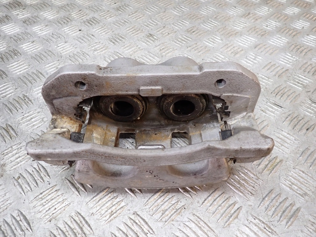 Zacisk Hamulcowy Prawy Przedni Kia Carnival LX KA4 2020-