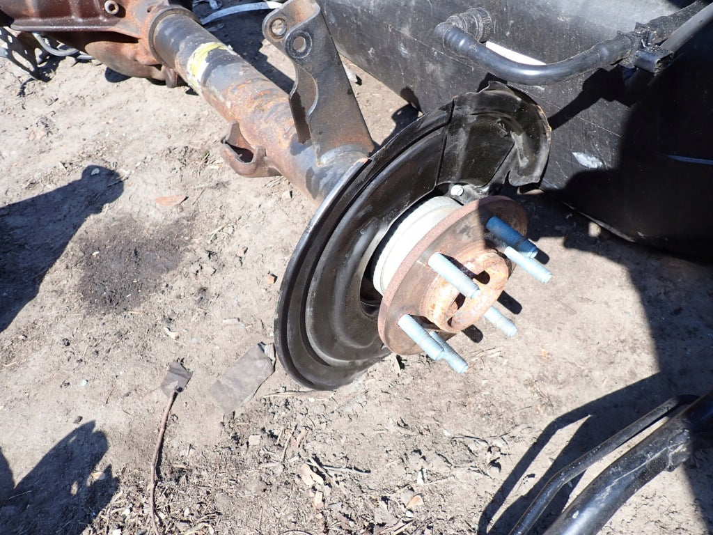 Rear Axle Hub Set 3.31 Ford F150 5.0 4x4 2021-