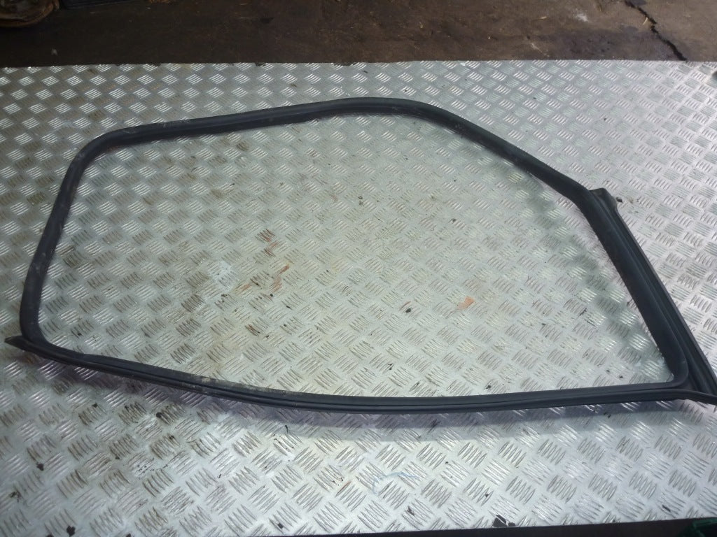 Door Seal Maserati Quattroporte 13-