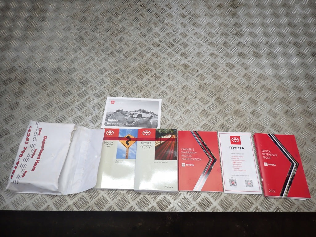 Instrukcja Książka Przeglądów Etui Dokumentacja Auta Kpl. Toyota Tundra 22-