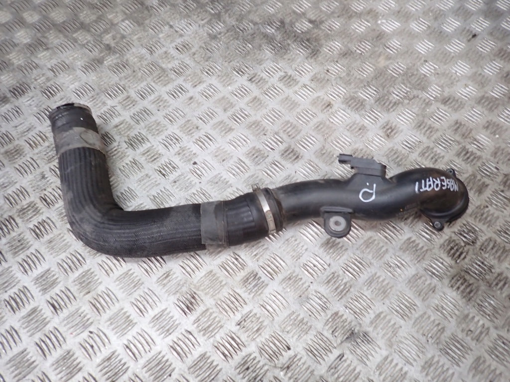 Rura Turbiny Turbo Intercoolera Prawa Maserati Quattroporte VI 3.8 GTS 13-