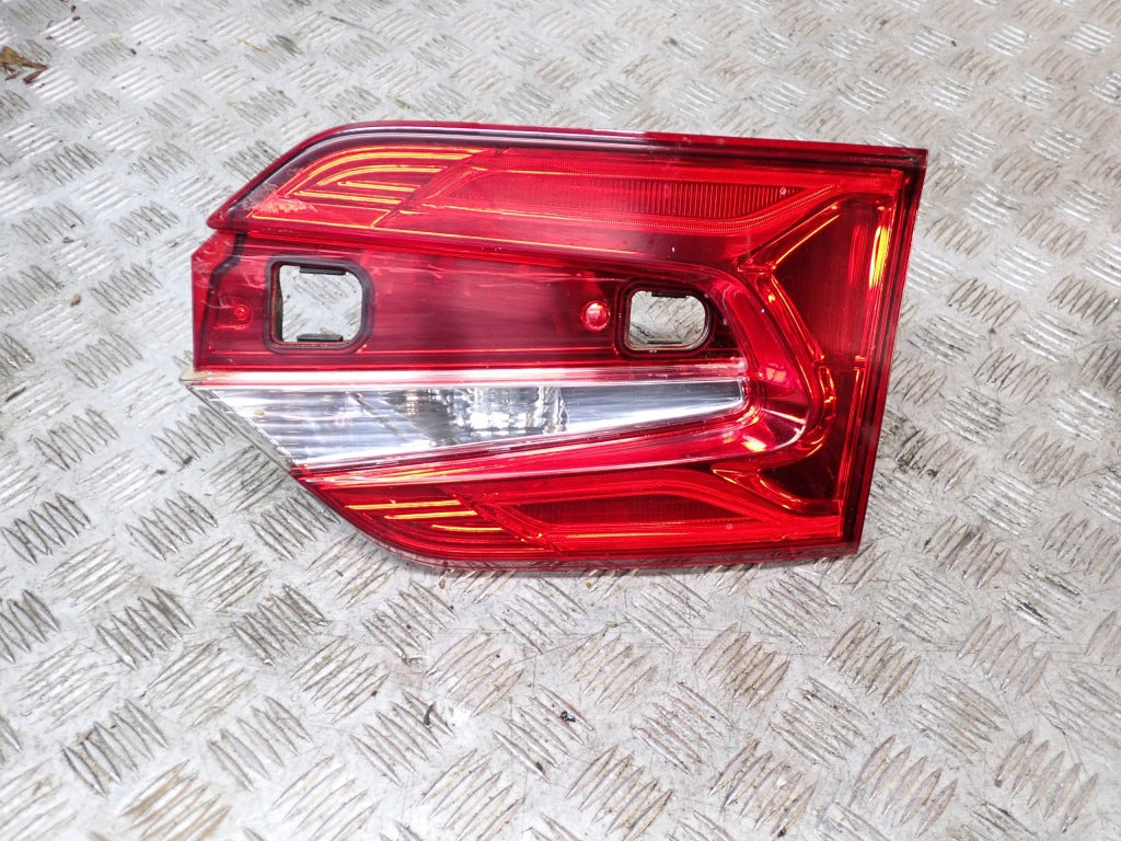 Lampa Prawa Tylna w Klapę Klapy Tylnej Lewy Honda Odyssey 2020