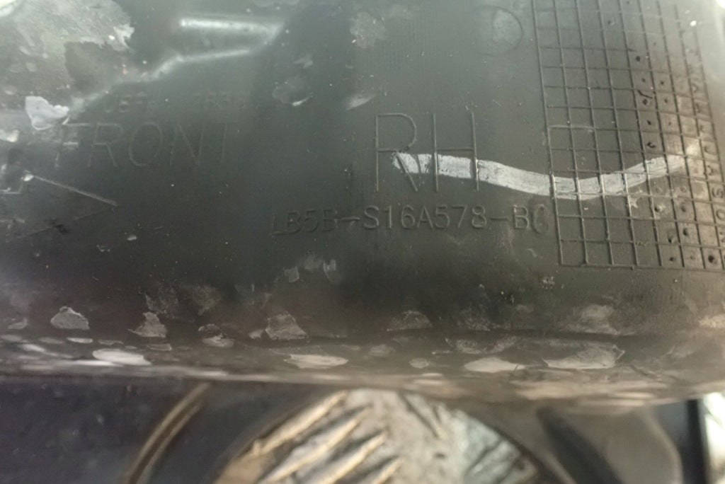 Osłona Błotnika Podwozia Prawy Przód Przednia Ford Explorer 2020-