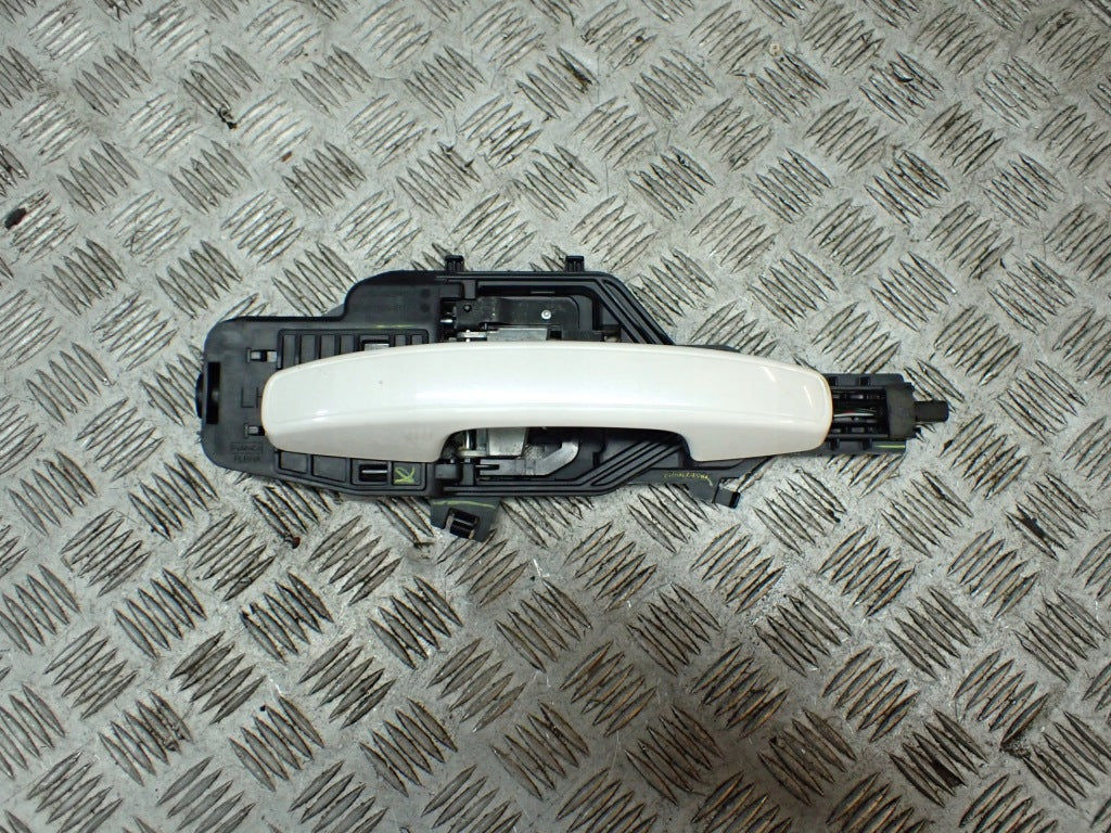 Left Front Door Handle Ford Expedition 3.5 Ecoboost 20