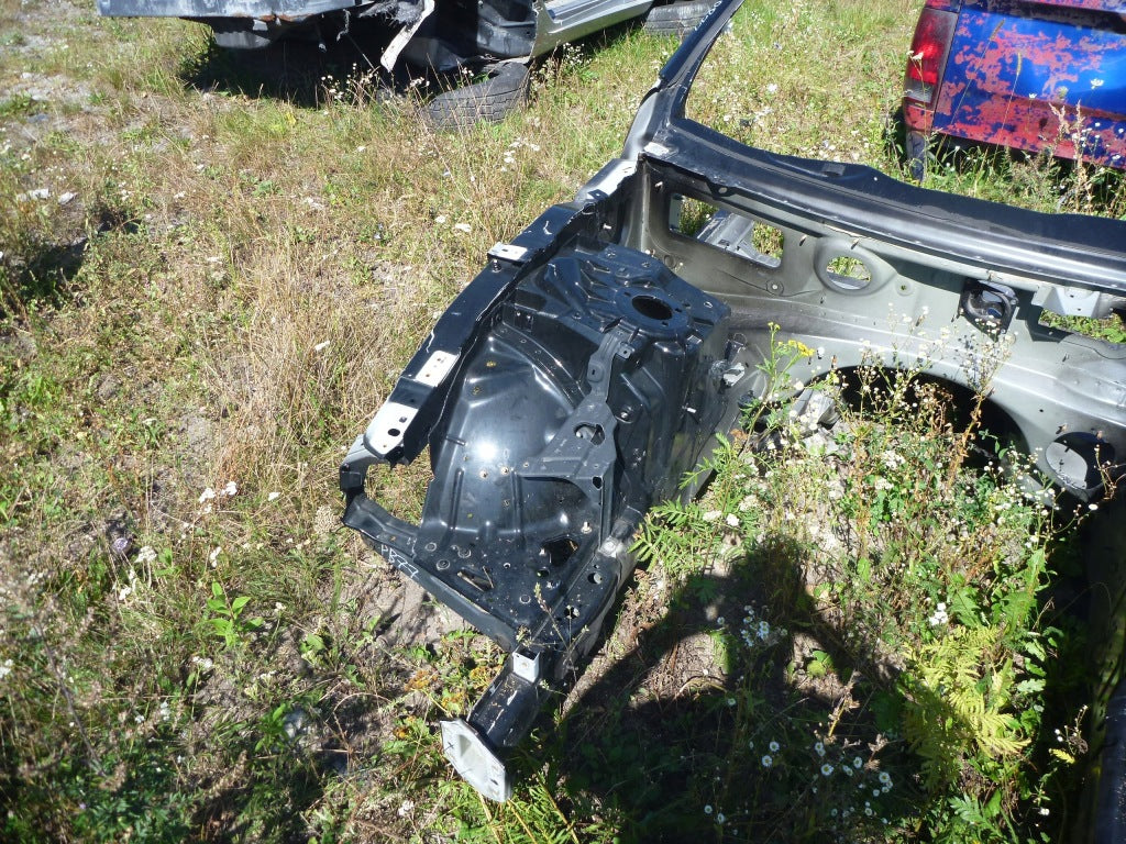Ćwiartka Przednia Prawa Maserati Quattroporte 13-