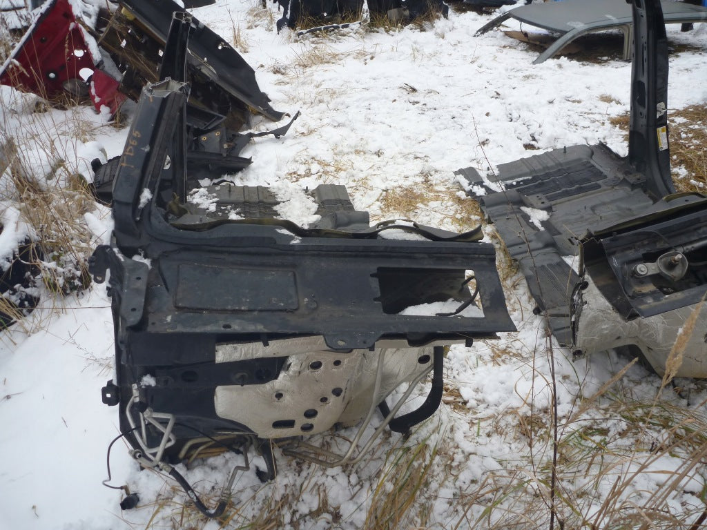 Ćwiartka Słupek Próg Escalade Suburban Yukon 2015-