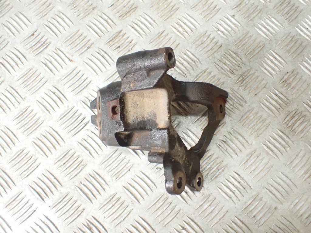 Right Engine Mounting Bracket Toyota Tundra Sequoia 22-