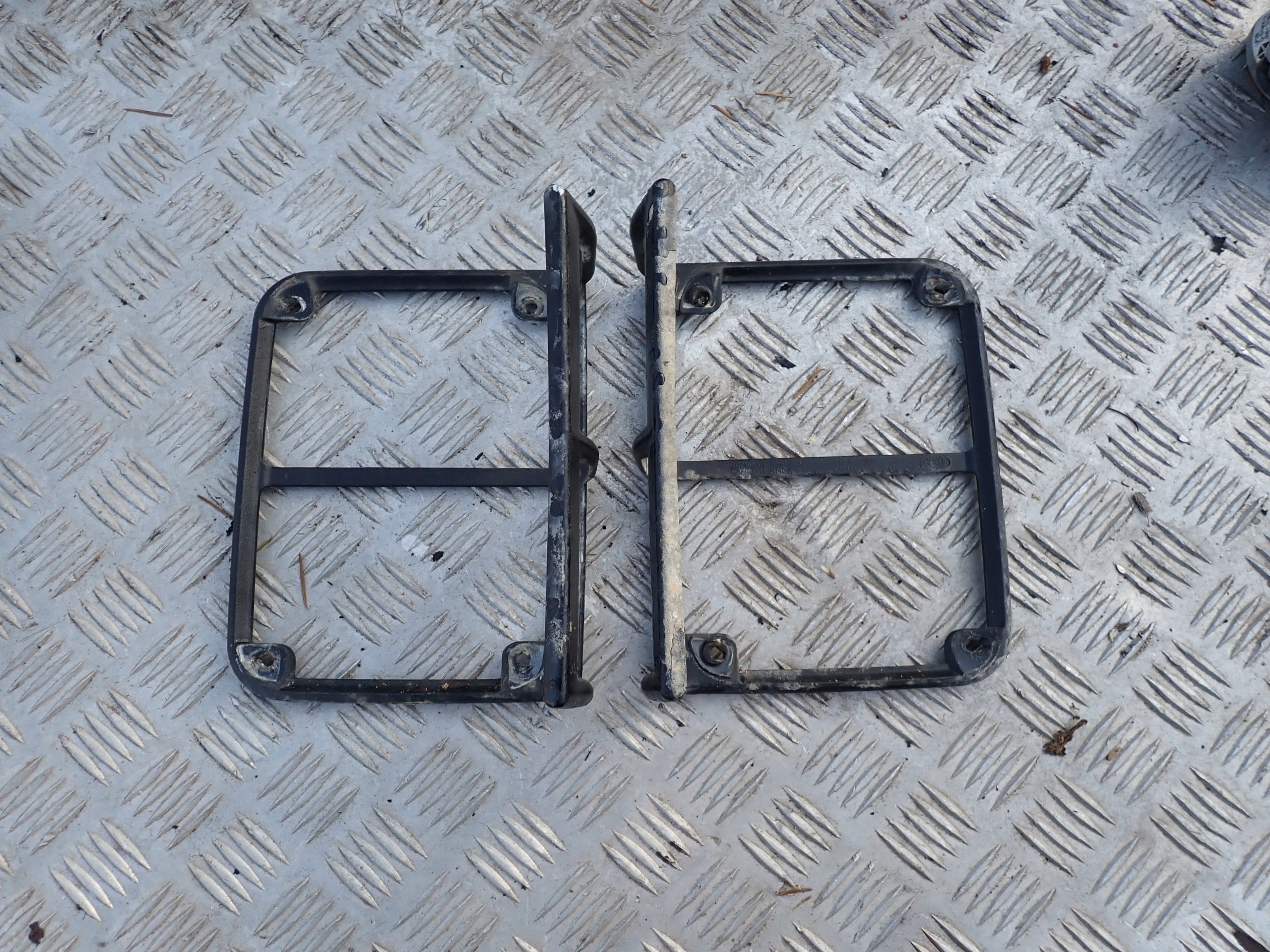 Osłony Lamp Tylnych Para Jeep Wrangler JK 3.6 2012