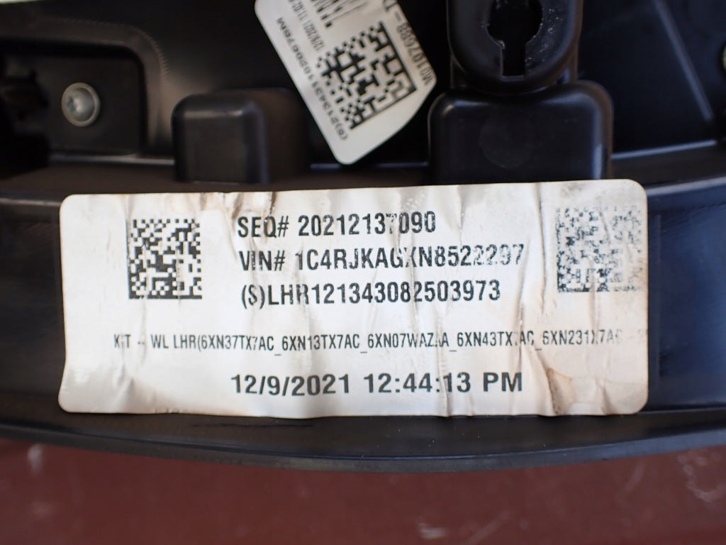 Left Rear Door Side Rear Jeep Grand Cherokee WL 3.6 4x4 21-