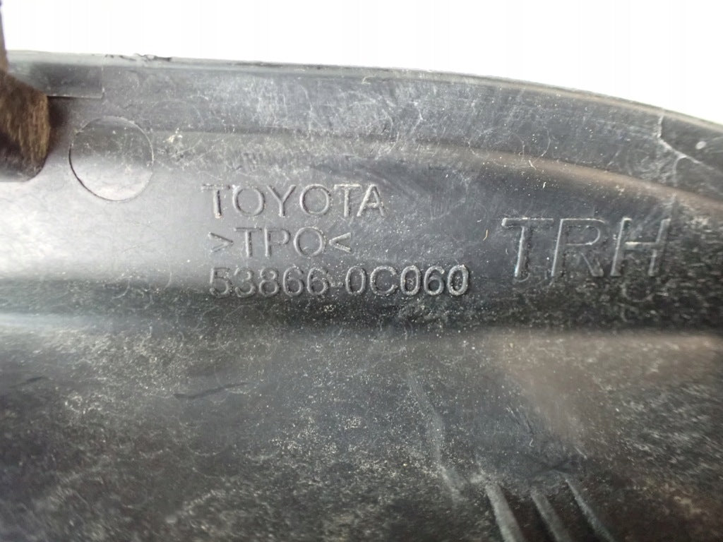 Osłona Róg Błotnika Prawa Lewa Toyota Tundra 3.5 3.4 2022-