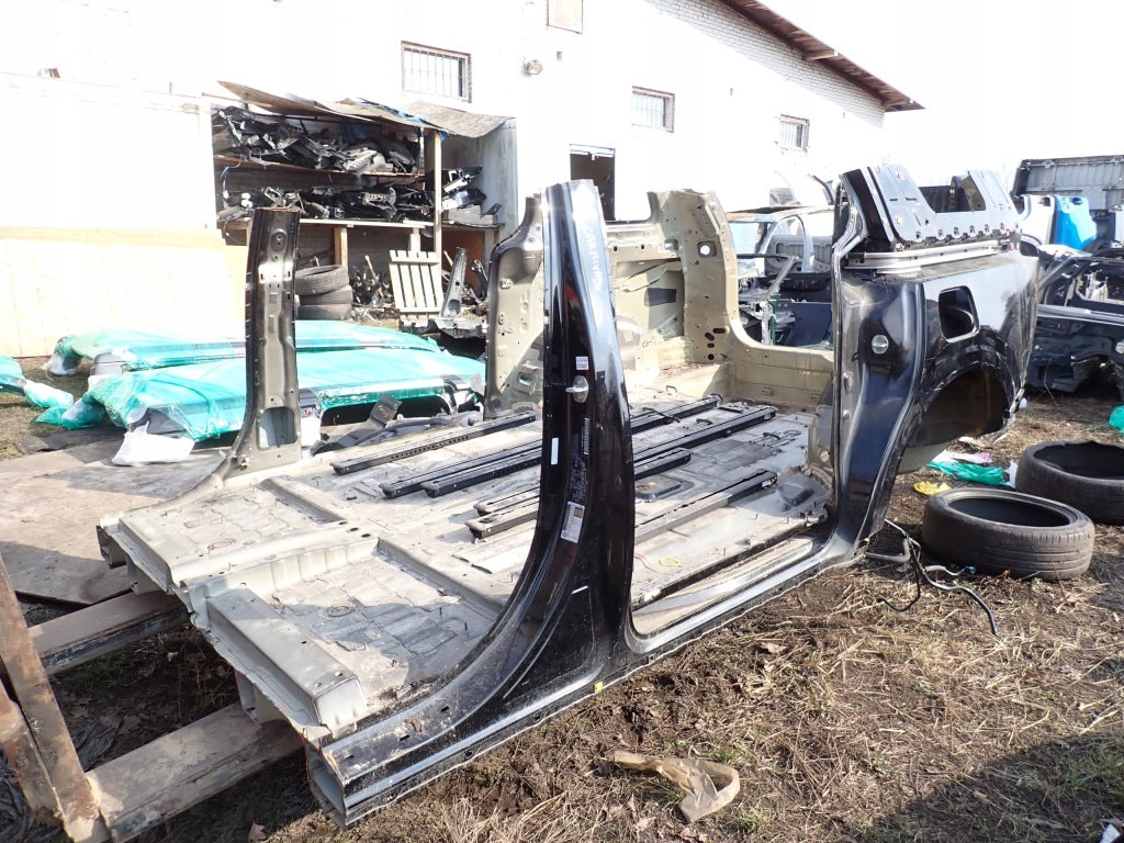 Ćwiartka Lewa Tylna Błotnik Lewy Tylny Tył Kia Carnival LX 3.5 KA4 2020-