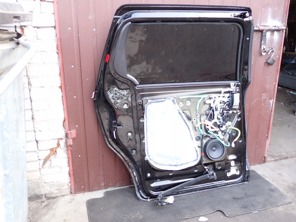 Drzwi Lewe Tylne Lewy Tył Gołe Kia Carnival LX 3.5 KA4 2020-