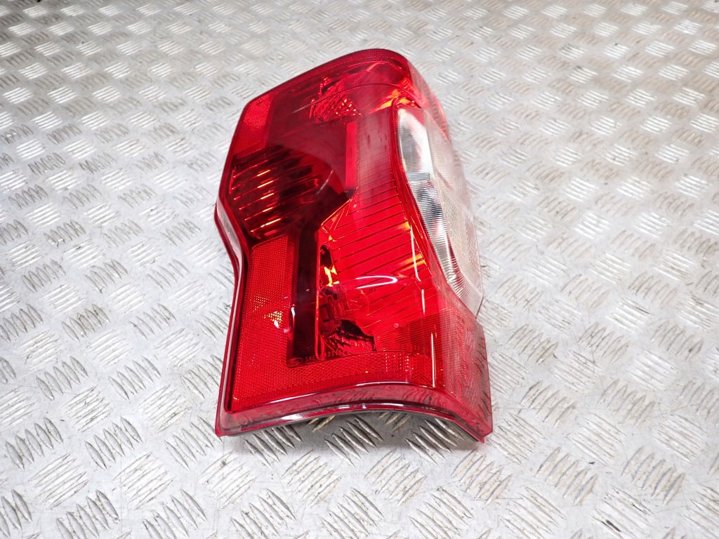 Left Rear Tail Light Ford F250 XLT 6.2 4x4 P558 2021- LIFTING