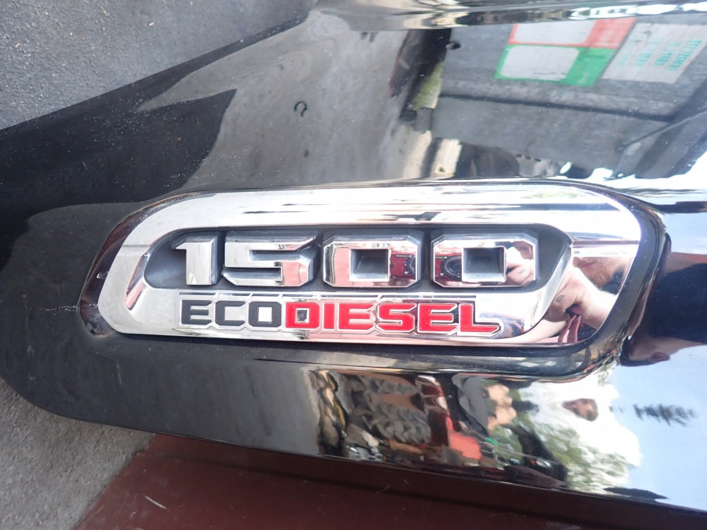 Emblemat Maski Chrome Lewy Prawy Ecodiesel Diesel 3.0D Dodge RAM V 2019-