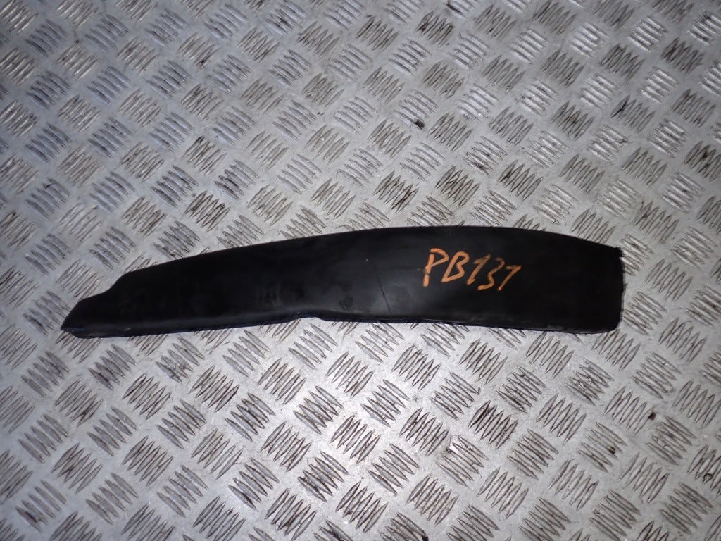 Spoiler zderzaka Przedniego Chevrolet Corvette C5